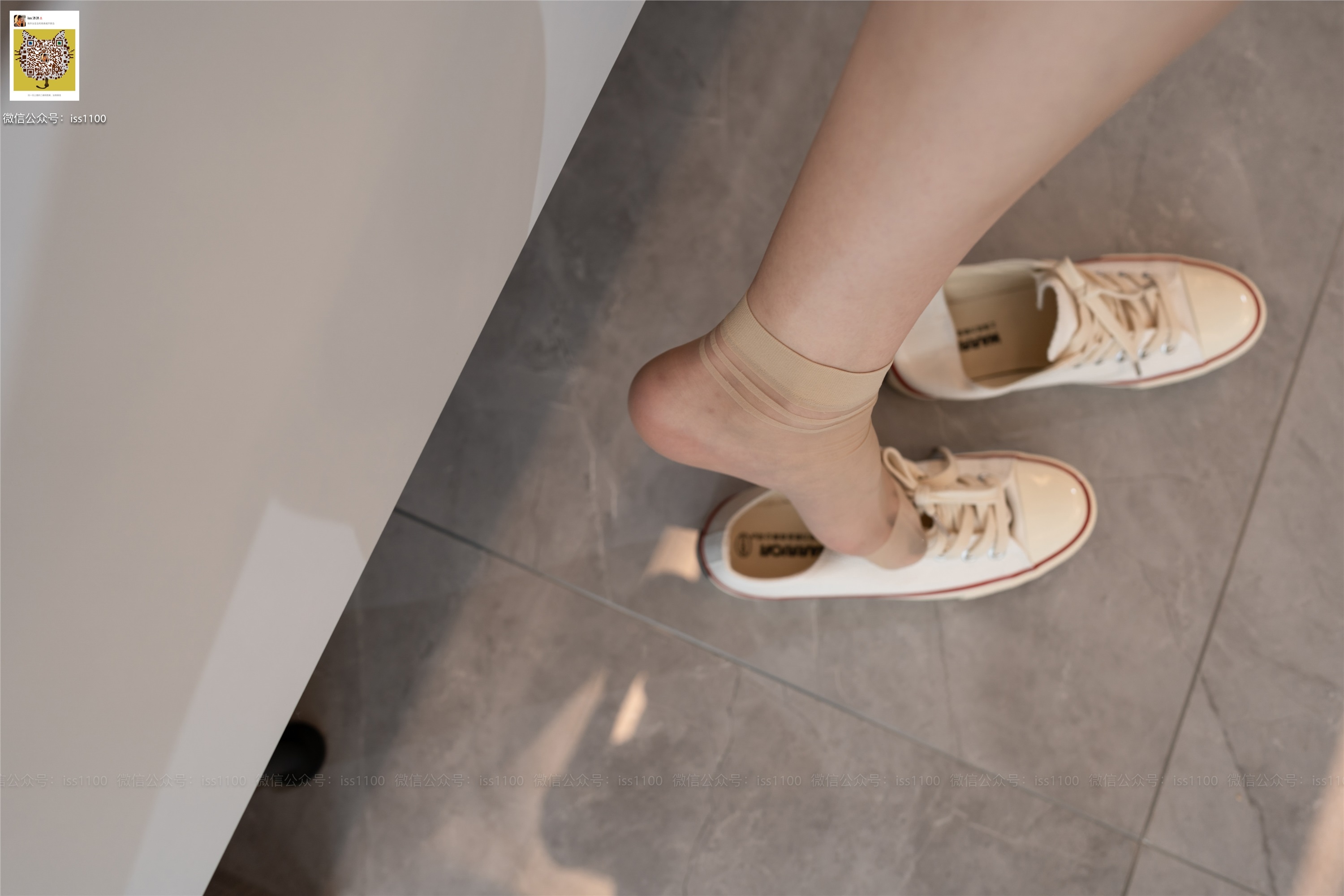 ISS系列 002 佳佳 校服